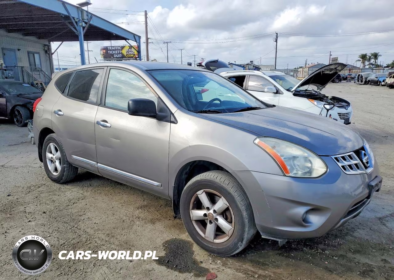 2012 Nissan Rogue S VIN:JN8AS5MT4CW283704 - 4