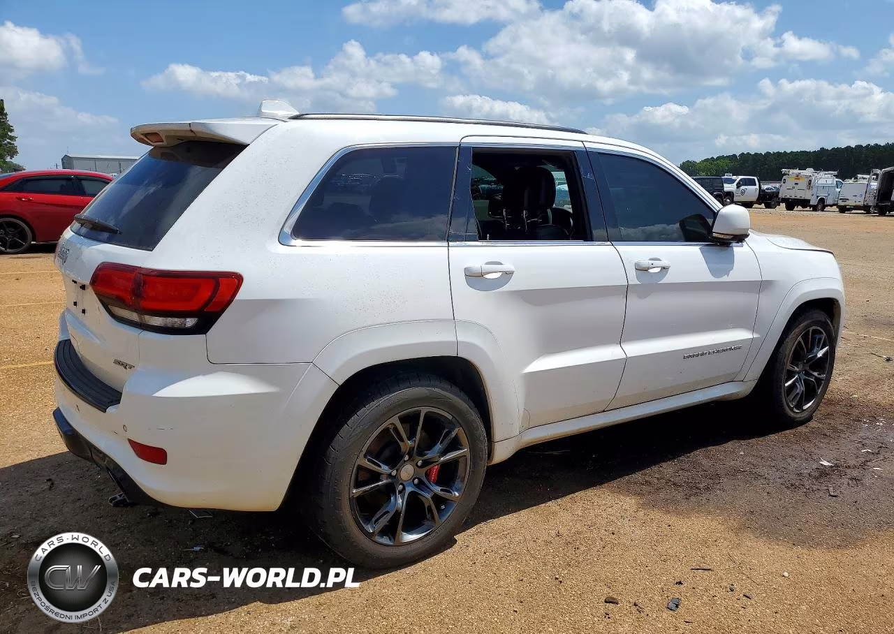 2014 Jeep Grand Cherokee Srt-8 VIN:1C4RJFDJ5EC572231 - 3