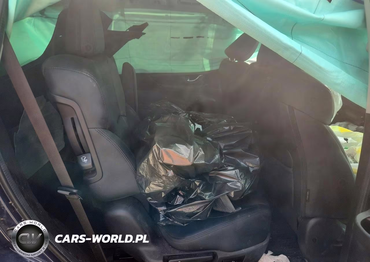 2025 Subaru Ascent Onyx Touring VIN:4S4WMAWD2S3438739 - 10