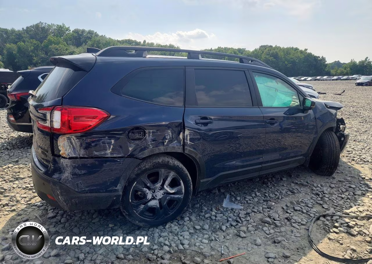 2025 Subaru Ascent Onyx Touring VIN:4S4WMAWD2S3438739 - 3