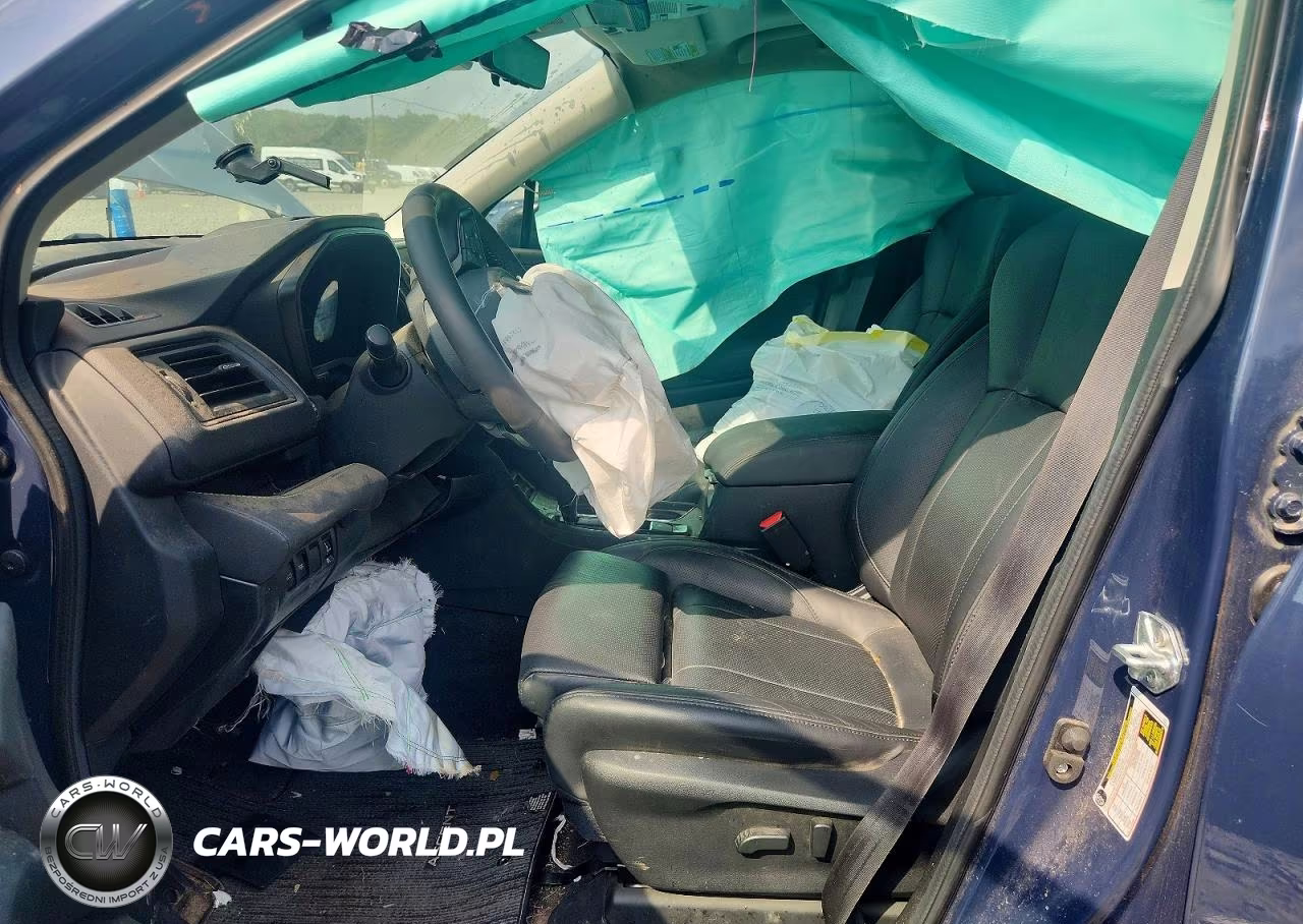 2025 Subaru Ascent Onyx Touring VIN:4S4WMAWD2S3438739 - 7