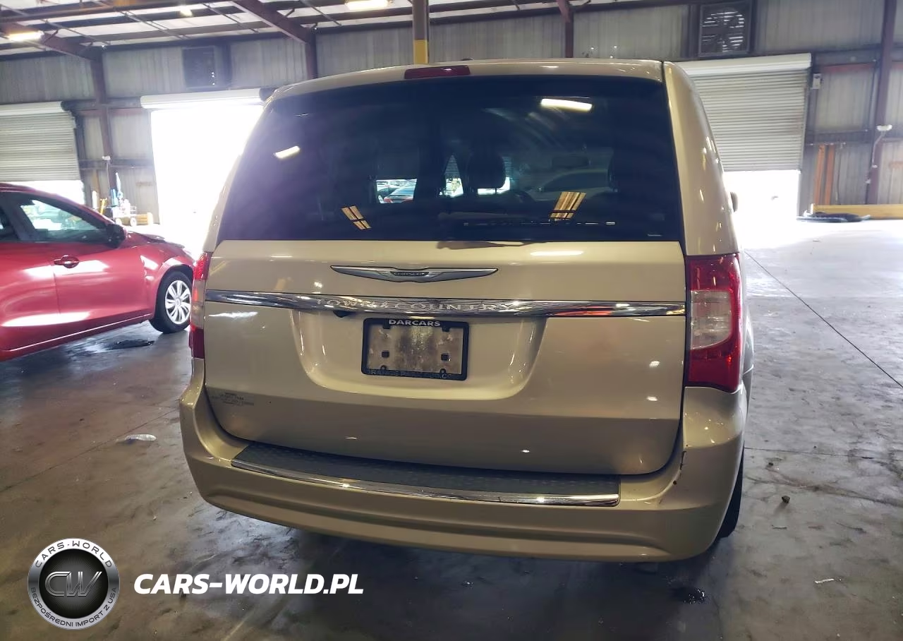 2014 Chrysler Town & Country Touring VIN:2C4RC1BG2ER172395 - 6