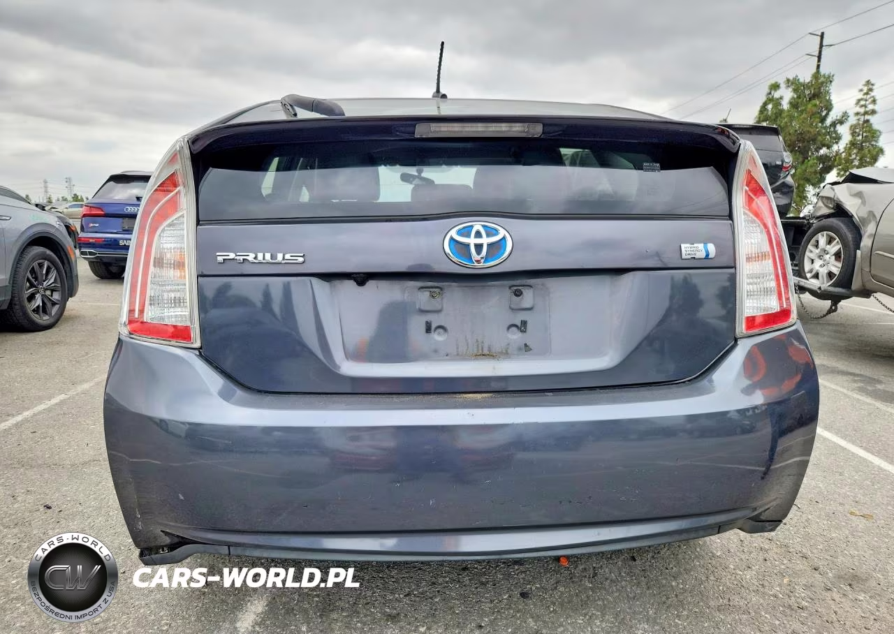 2012 Toyota Prius Two VIN:JTDKN3DU1C5474460 - 6