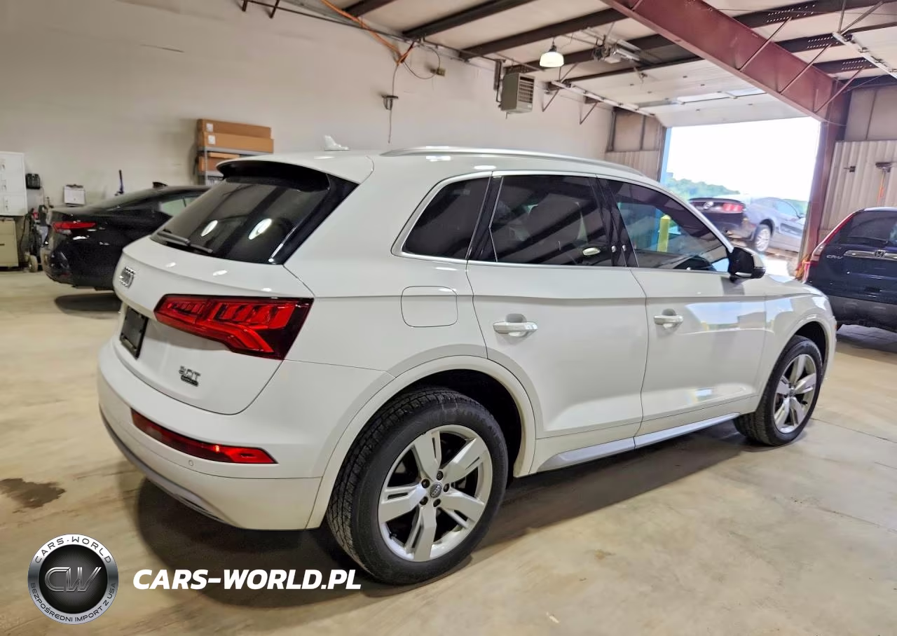 2018 Audi Q5 Premium Plus VIN:WA1BNAFY9J2118576 - 3