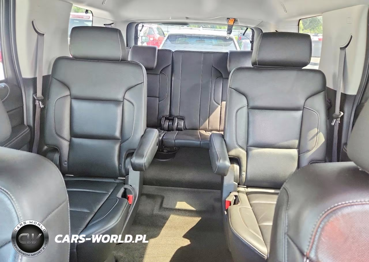 2018 Chevrolet Tahoe C1500 Premier VIN:1GNSCCKC1JR149059 - 10