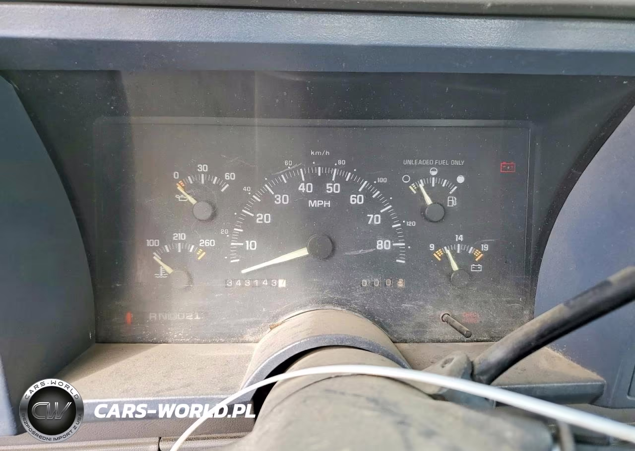 1993 Chevrolet Gmt-400 C2500 VIN:1GCGC24K4PE184644 - 9