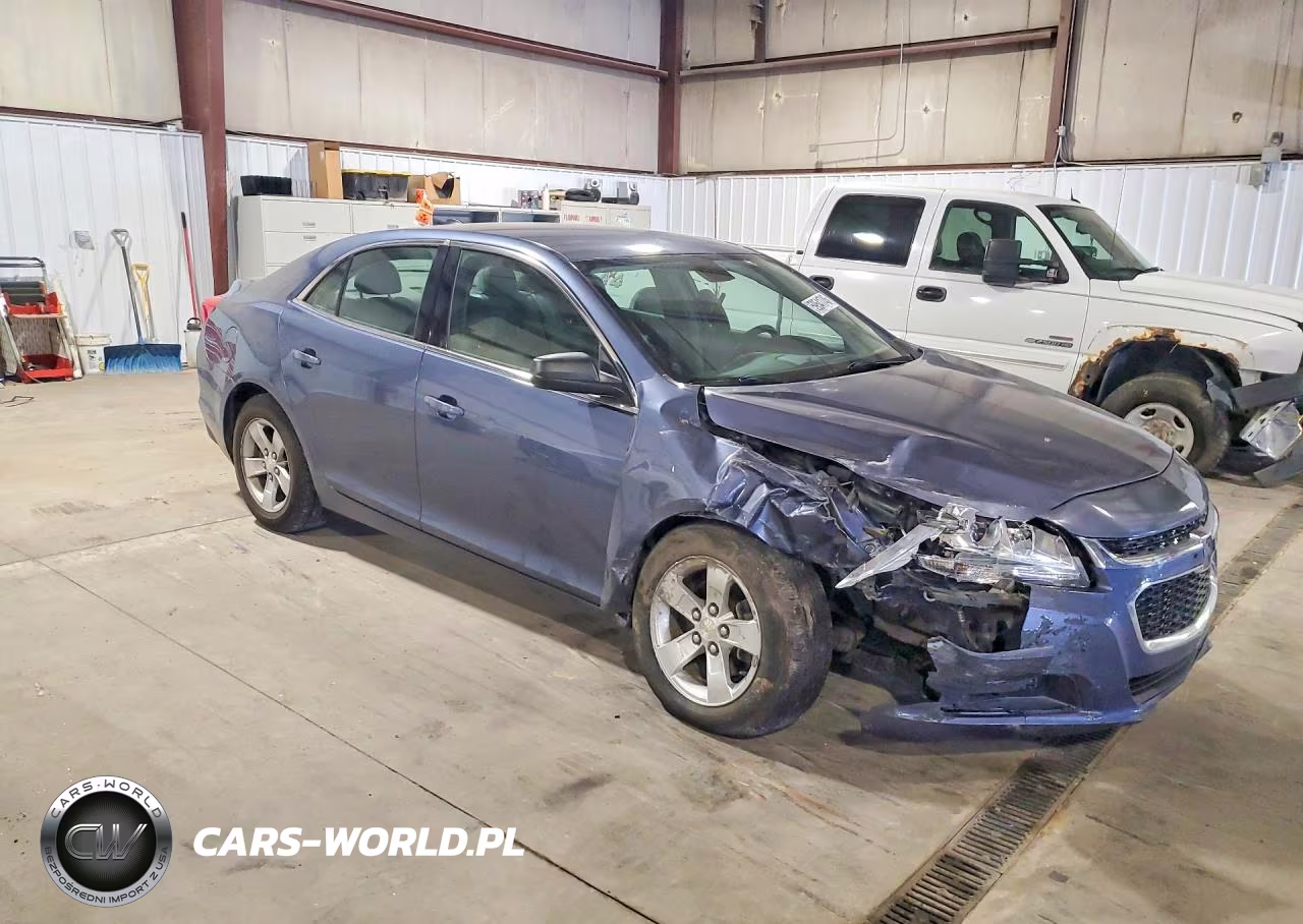 2014 Chevrolet Malibu Ls VIN:1G11B5SL7EF240582 - 4