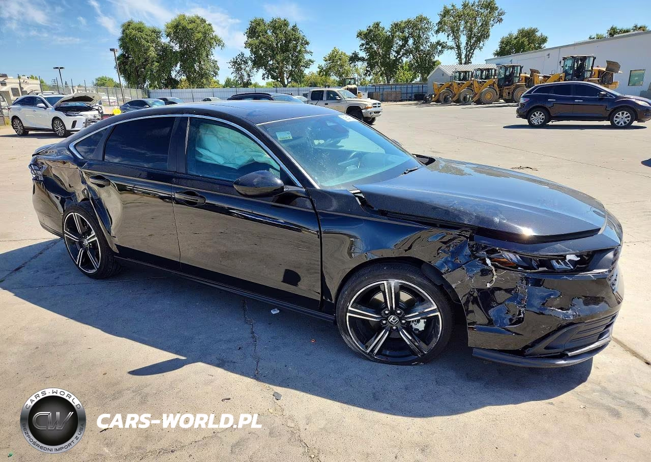 2025 Honda Accord Hybrid Sport VIN:1HGCY2F53SA032329 - 4