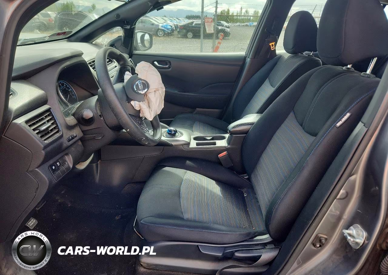 2019 Nissan Leaf S VIN:1N4AZ1CP3KC301863 - 7