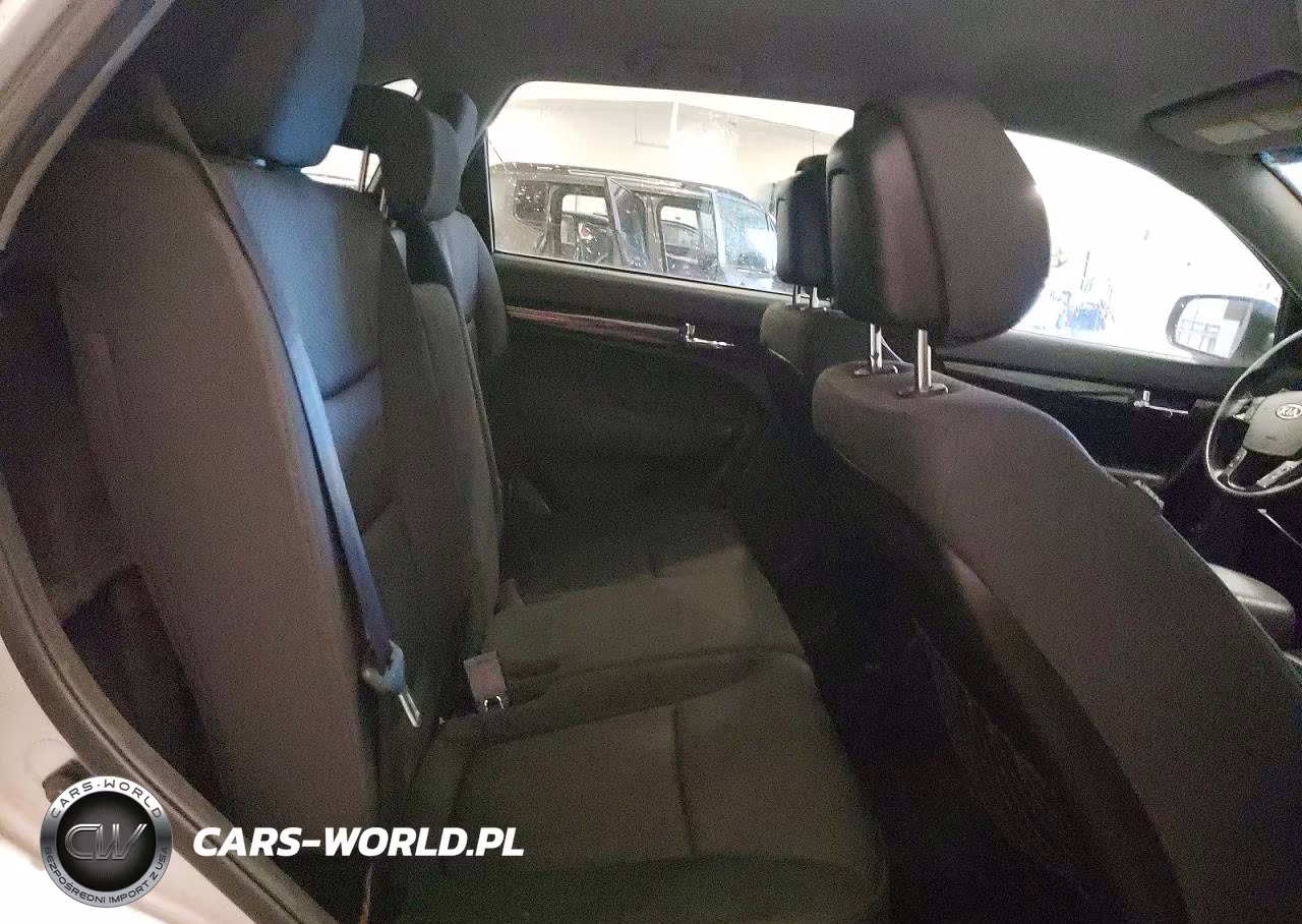 2012 Kia Sorento Lx VIN:5XYKTDA61CG229540 - 11