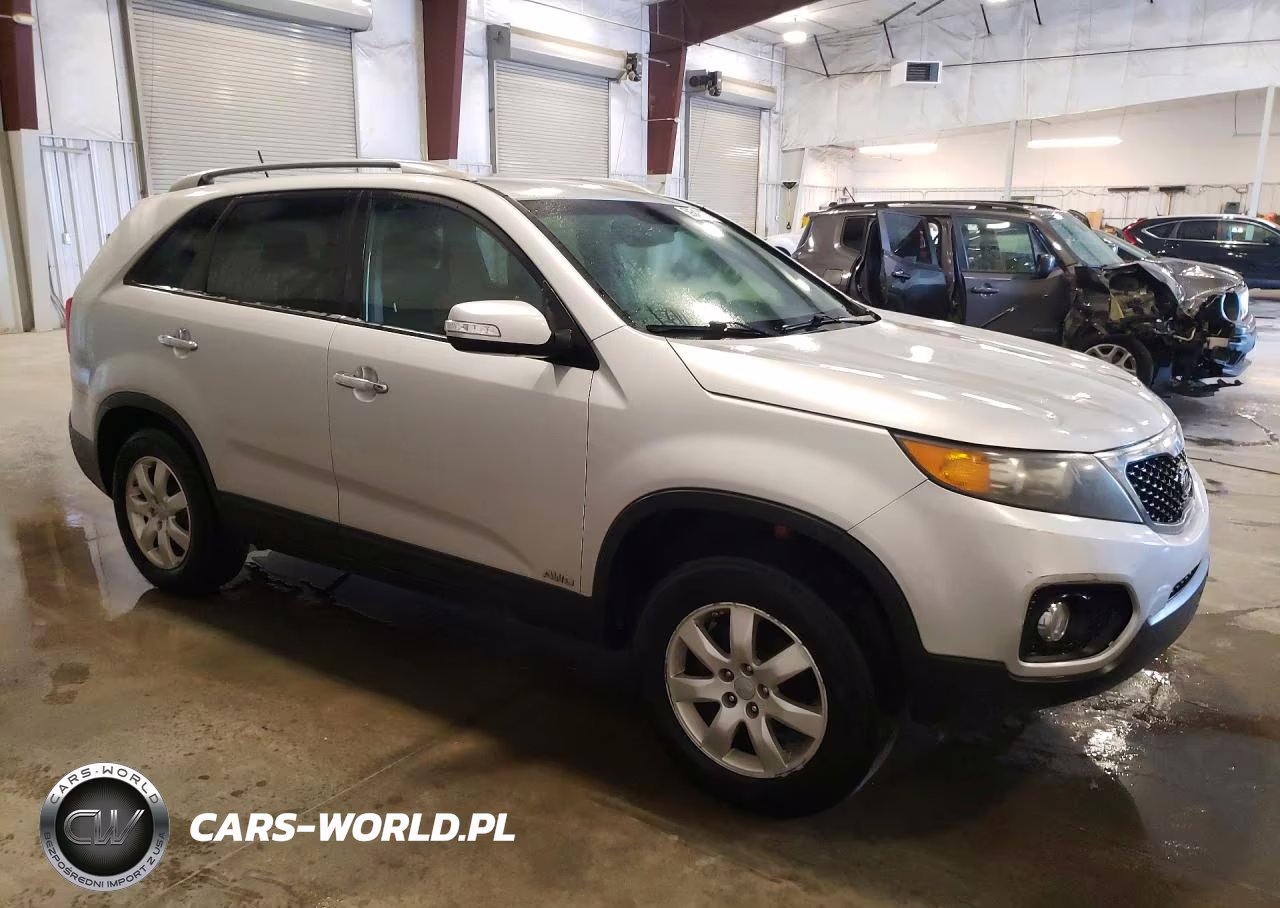 2012 Kia Sorento Lx VIN:5XYKTDA61CG229540 - 4