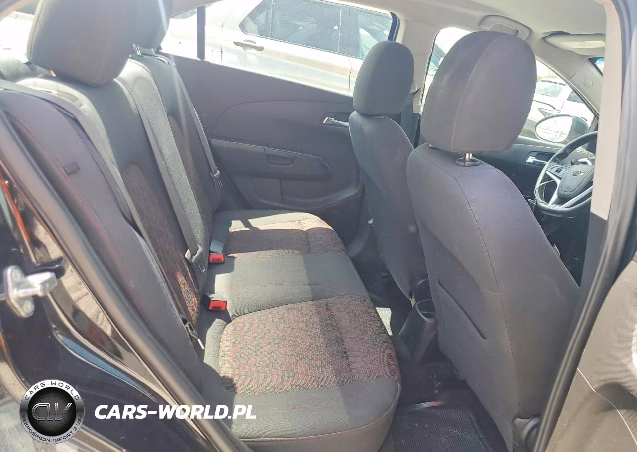 2019 Chevrolet Sonic Lt VIN:1G1JD5SB6K4133628 - 10