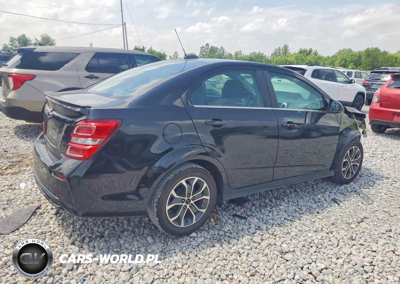 2019 Chevrolet Sonic Lt VIN:1G1JD5SB6K4133628 - 3