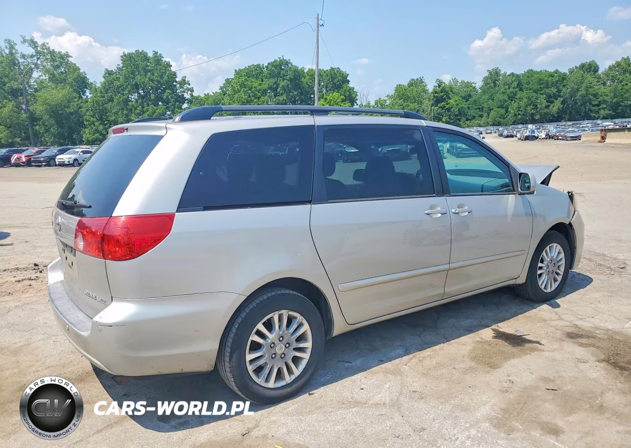 2010 Toyota Sienna Xle VIN:5TDYK4CC0AS334375 - 3