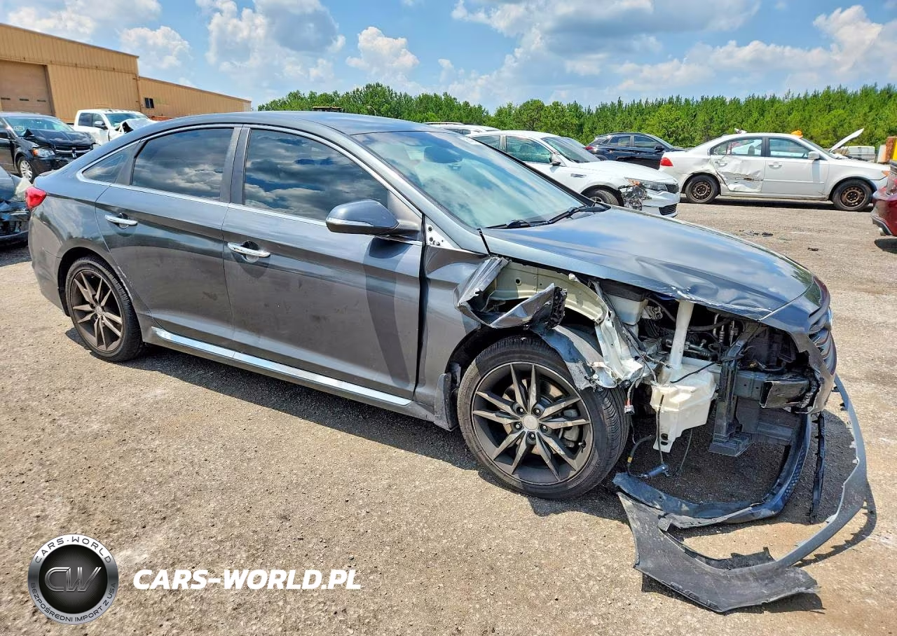 2015 Hyundai Sonata Sport 2.0T VIN:5NPE34AB6FH195604 - 4