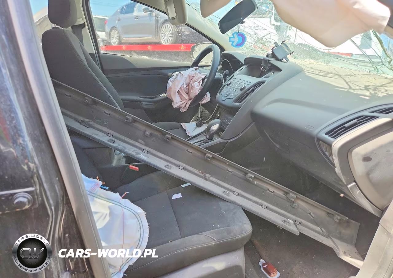2018 Ford Focus Se VIN:1FADP3F20JL257804 - 11
