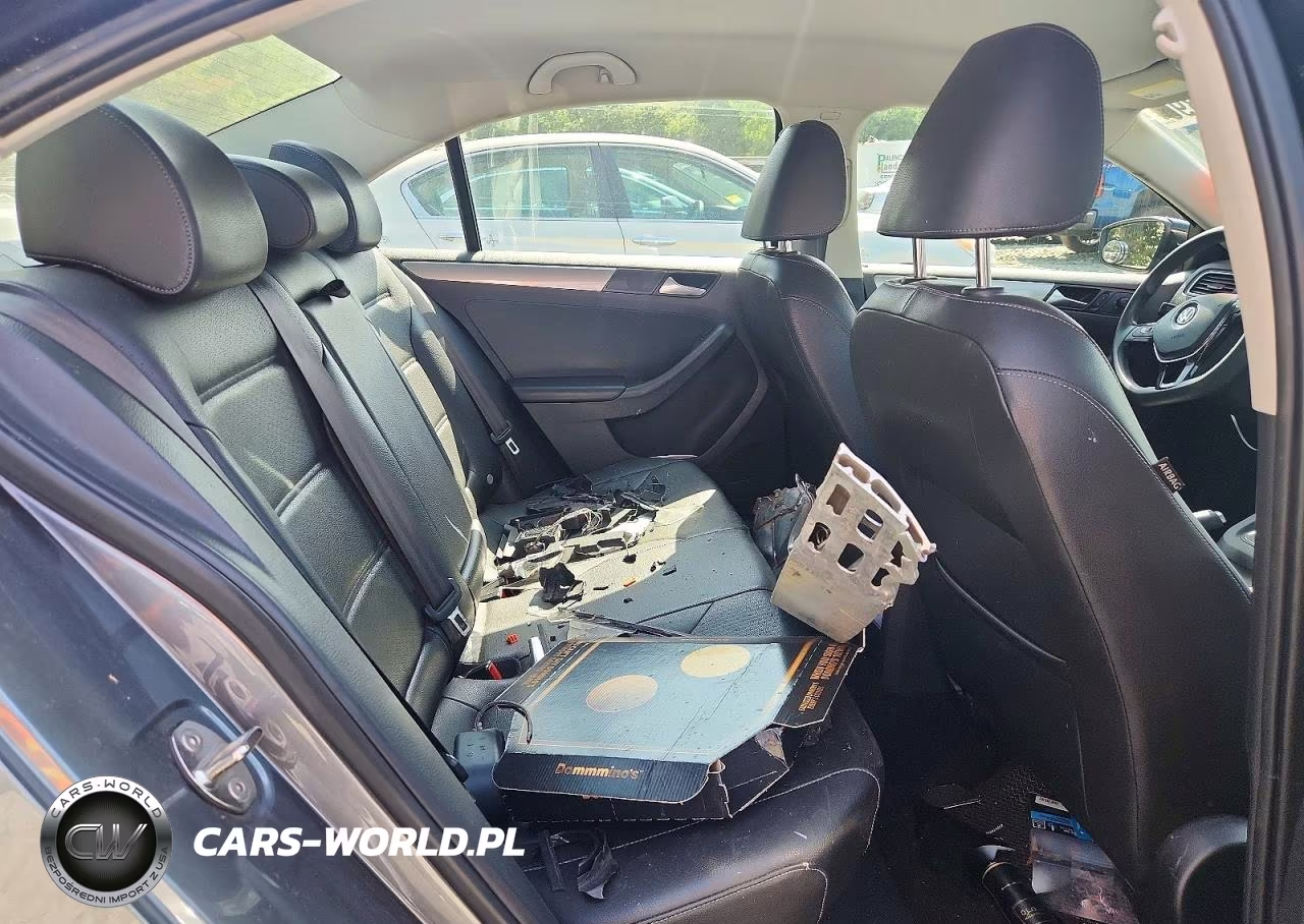 2018 Volkswagen Jetta Se-Wolfsburg VIN:3VWDB7AJ0JM206510 - 10