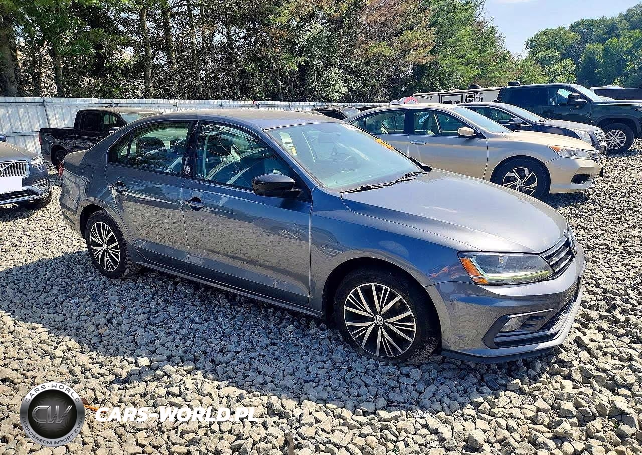 2018 Volkswagen Jetta Se-Wolfsburg VIN:3VWDB7AJ0JM206510 - 4