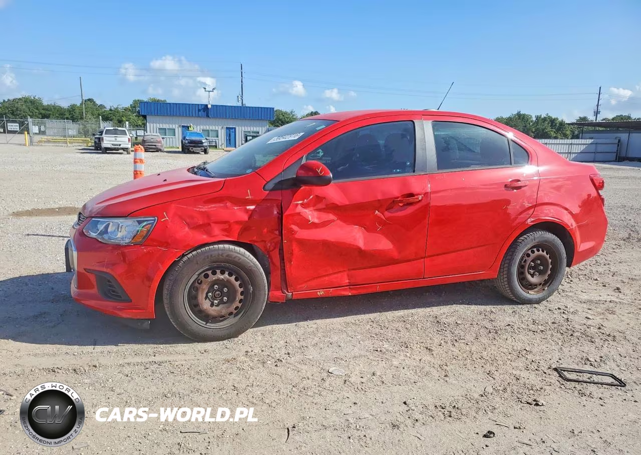 2017 Chevrolet Sonic Ls – zdjęcie 1 z 12