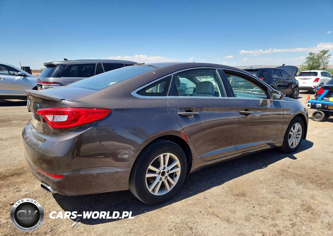 2016 Hyundai Sonata Se VIN:5NPE24AF9GH395349 - 3