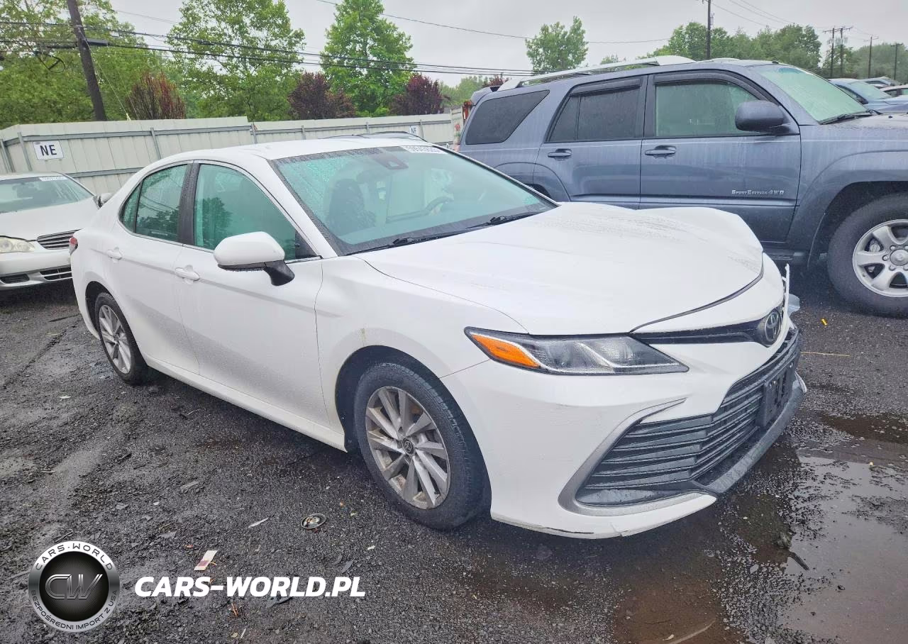 2021 Toyota Camry Le VIN:4T1C11AK3MU475846 - 4