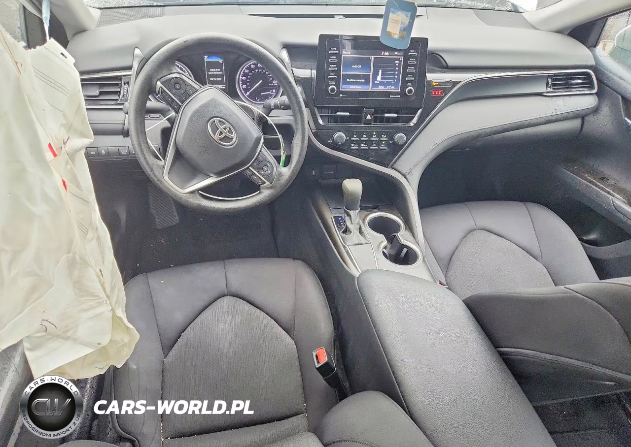 2021 Toyota Camry Le VIN:4T1C11AK3MU475846 - 8