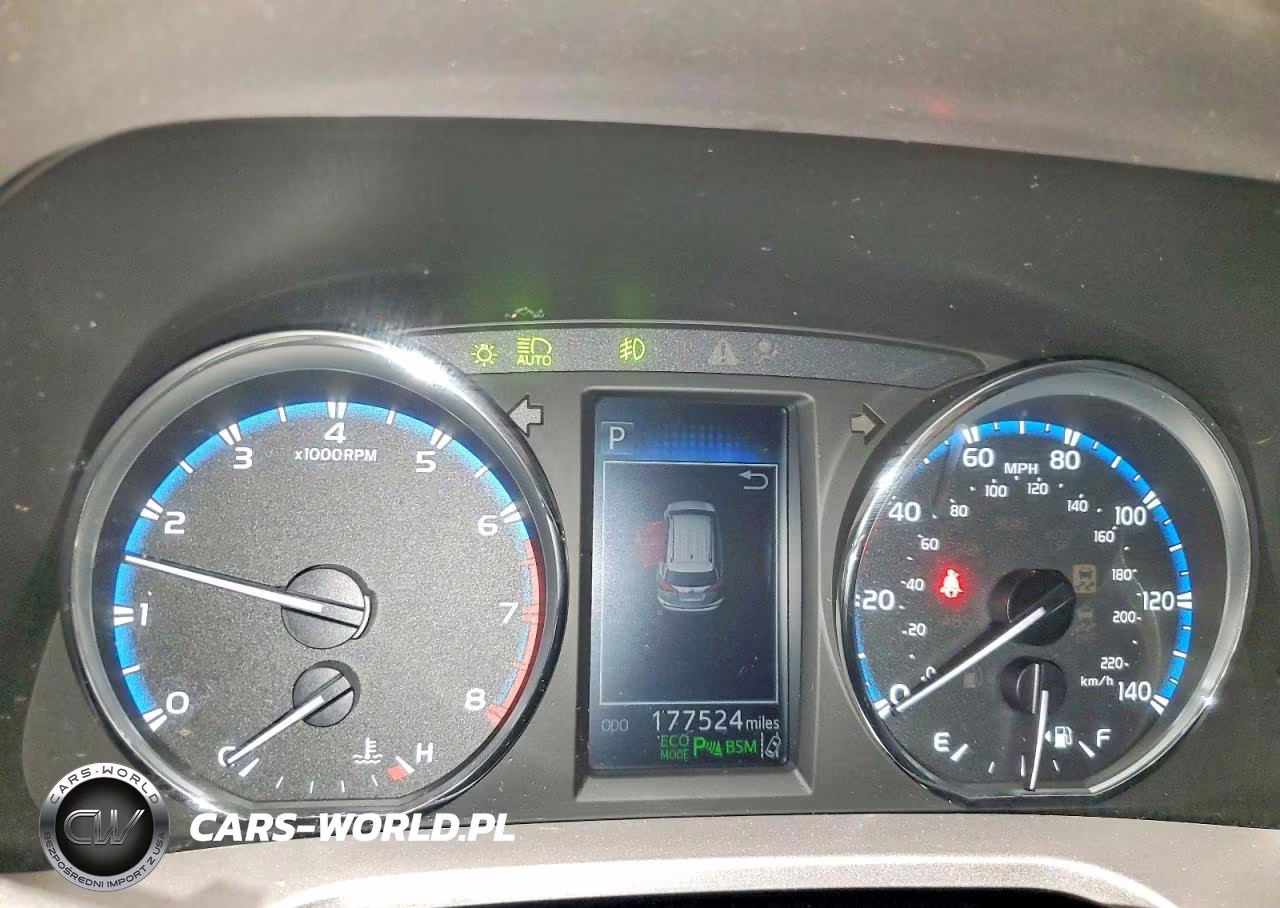 2016 Toyota Rav4 Limited VIN:JTMDFREV4GJ082683 - 9