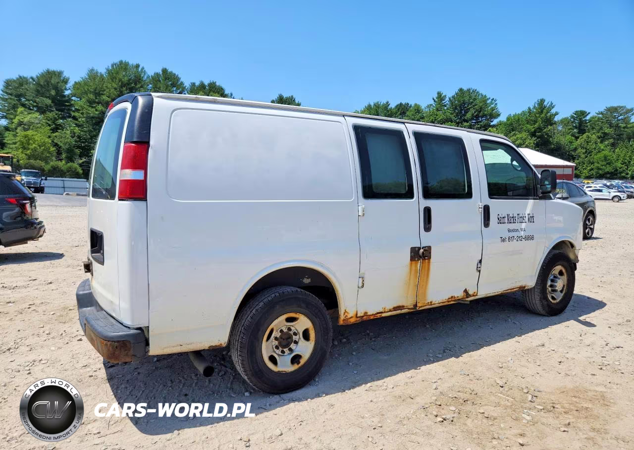 2013 Chevrolet Express G2500 Delivery Van VIN:1GCWGFCA7D1162477 - 3