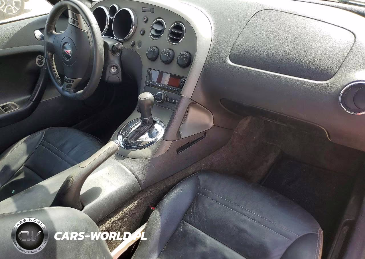 2007 Pontiac Solstice VIN:1G2MB35B47Y121198 - 8