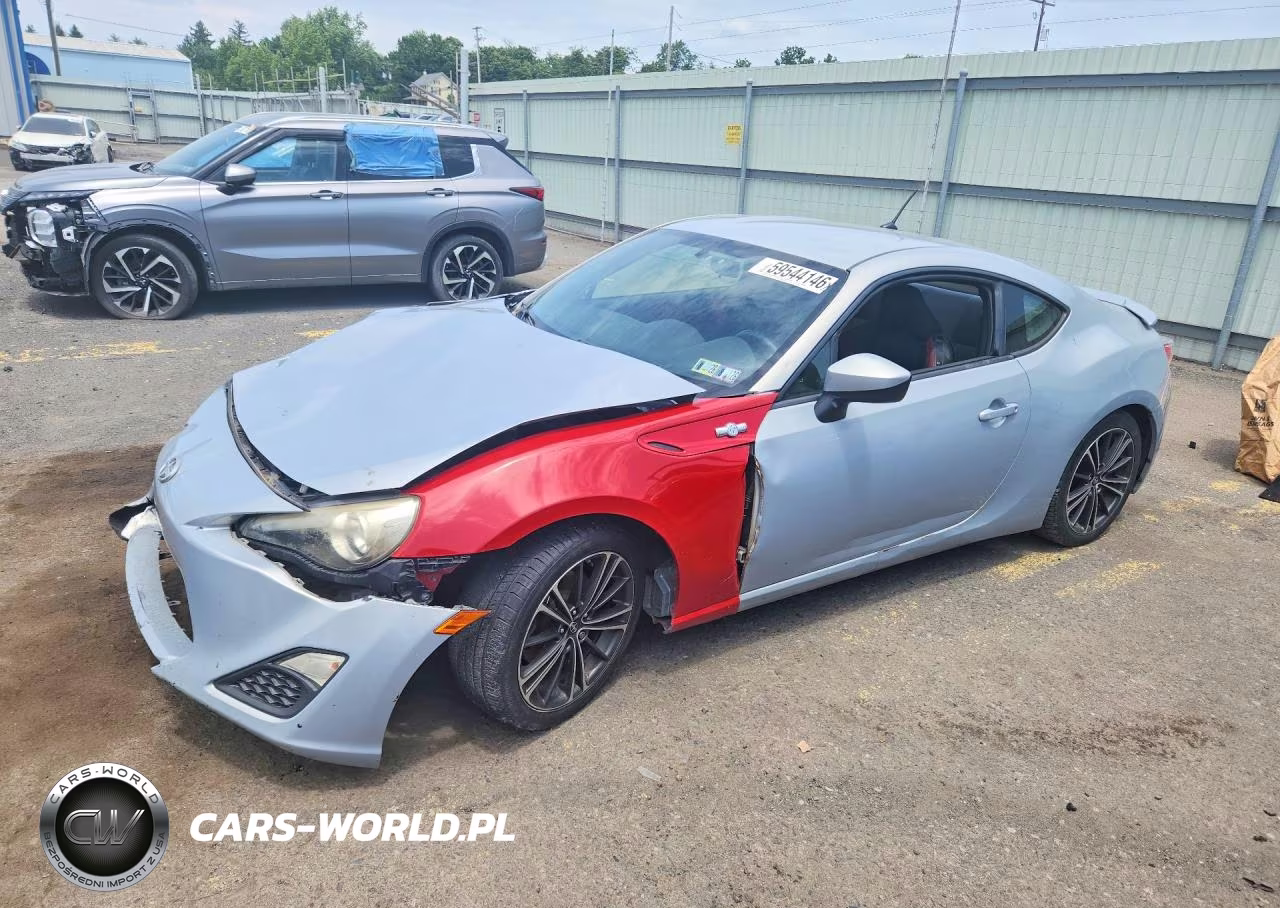 2013 Scion Fr-S 10 Series – zdjęcie 1 z 12