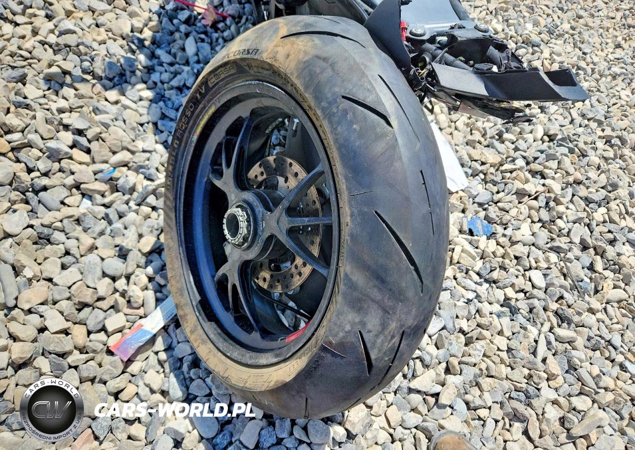 2024 Ducati Streetfighter V4 VIN:ZDMFAKWW3RB009103 - 8