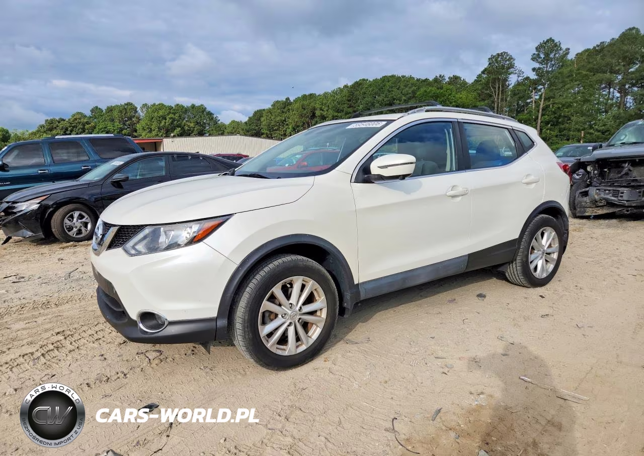 2017 Nissan Rogue Sport Sv – zdjęcie 1 z 13