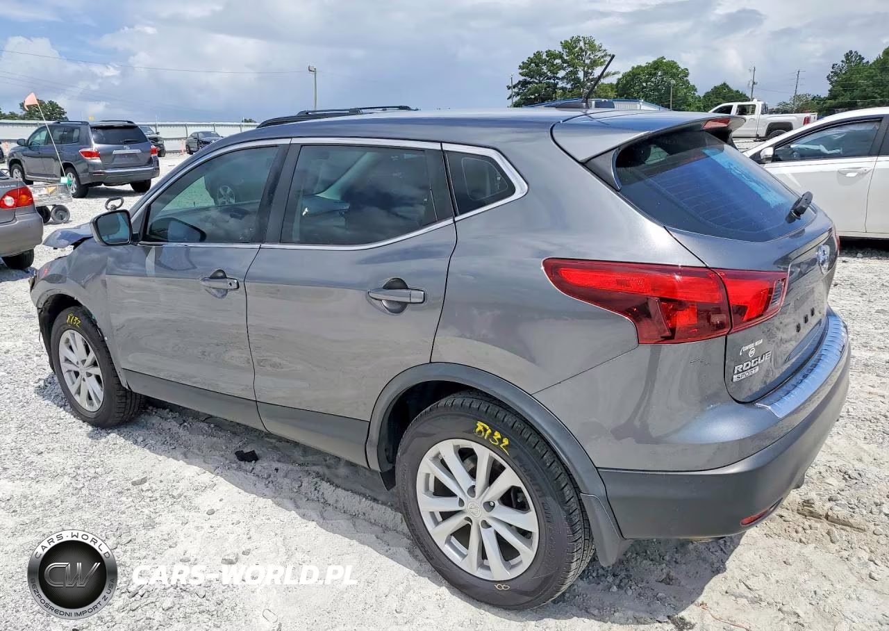 2018 Nissan Rogue Sport S VIN:JN1BJ1CP3JW151615 - 2