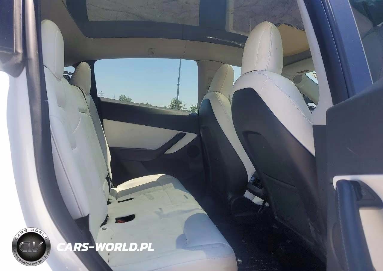 2021 Tesla Model Y VIN:5YJYGDEE7MF076039 - 11