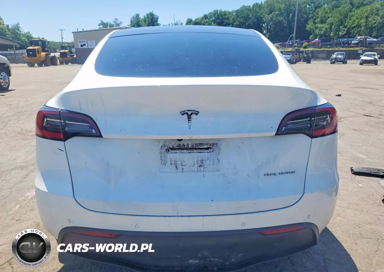 2021 Tesla Model Y VIN:5YJYGDEE7MF076039 - 6