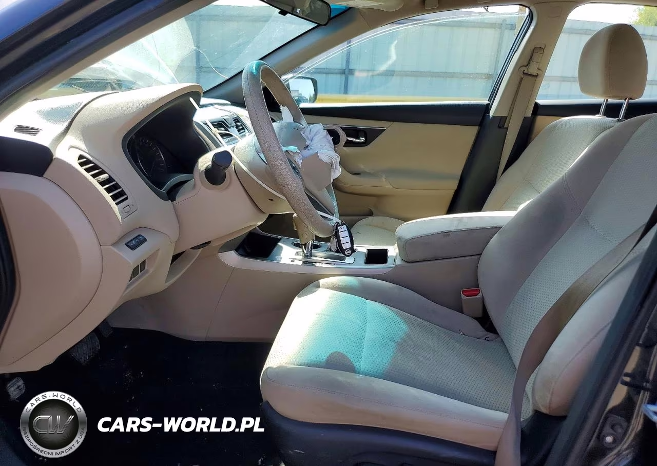 2015 Nissan Altima 2.5 S VIN:1N4AL3AP3FN370465 - 7