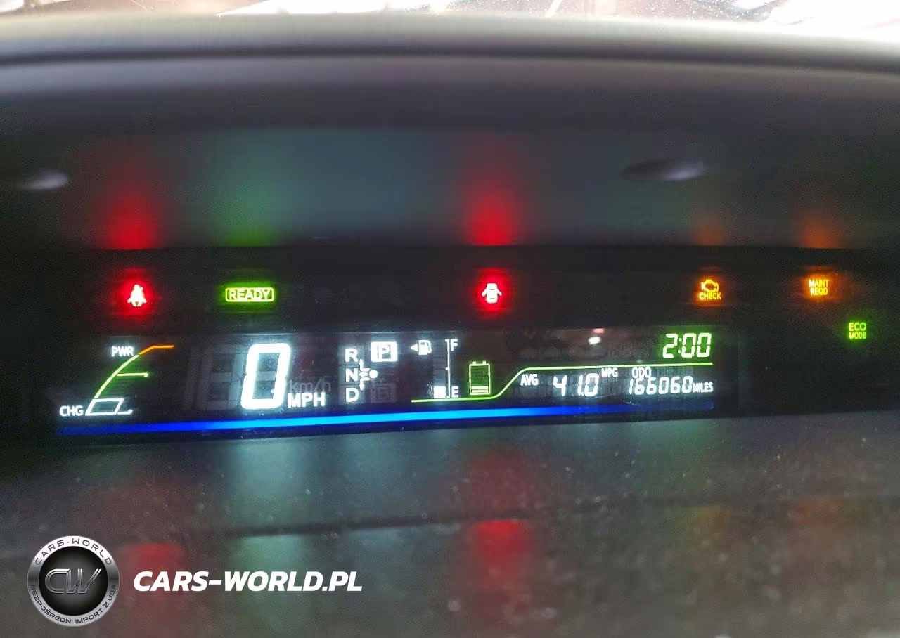 2013 Toyota Prius V Three VIN:JTDZN3EU4D3190475 - 9
