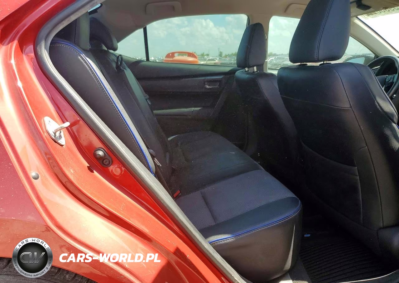 2018 Toyota Corolla Se VIN:2T1BURHE5JC052619 - 10