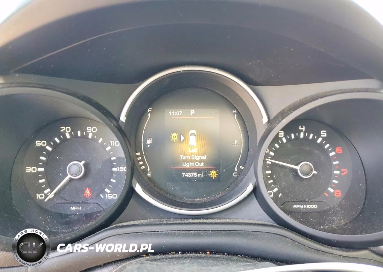 2018 Fiat 500L Lounge VIN:ZFBCFACH0JZ041196 - 9