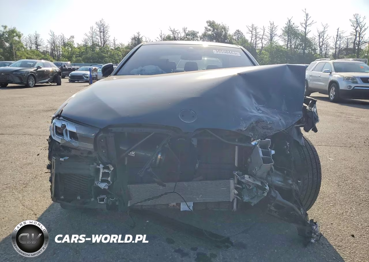 2021 BMW 530 Xi VIN:WBA13BJ09MCF90564 - 5