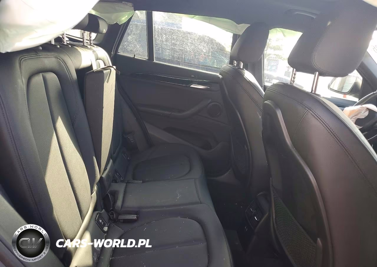 2020 BMW X1 xDrive28I VIN:WBXJG9C02L5P23648 - 11