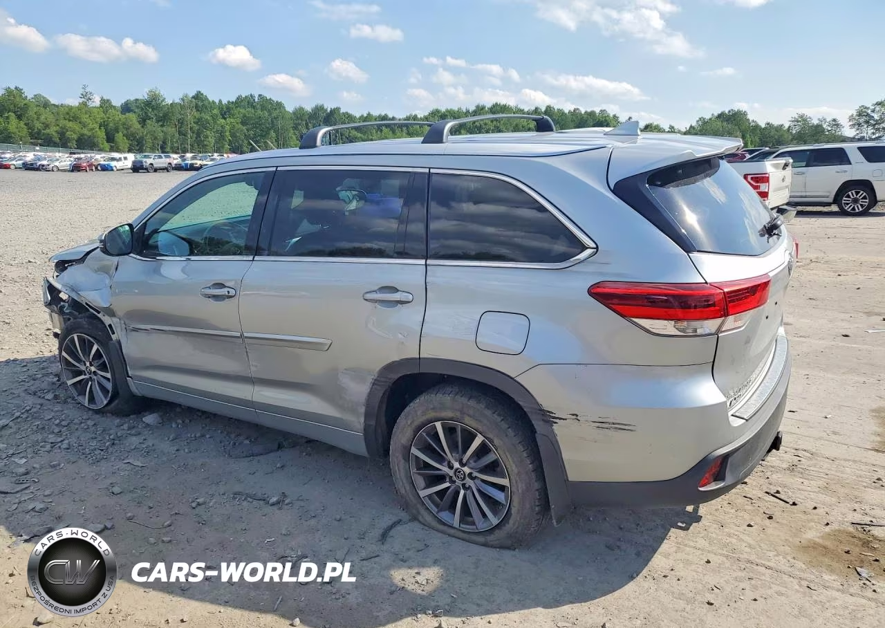 2017 Toyota Highlander Xle VIN:5TDJZRFH7HS457862 - 2