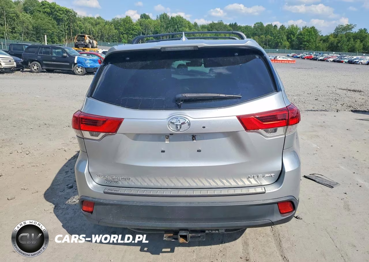 2017 Toyota Highlander Xle VIN:5TDJZRFH7HS457862 - 6
