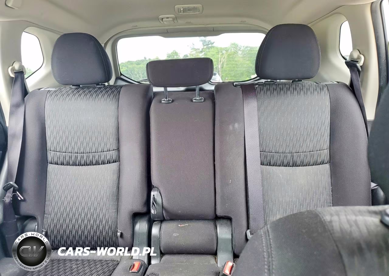 2020 Nissan Rogue S VIN:JN8AT2MV0LW100814 - 10