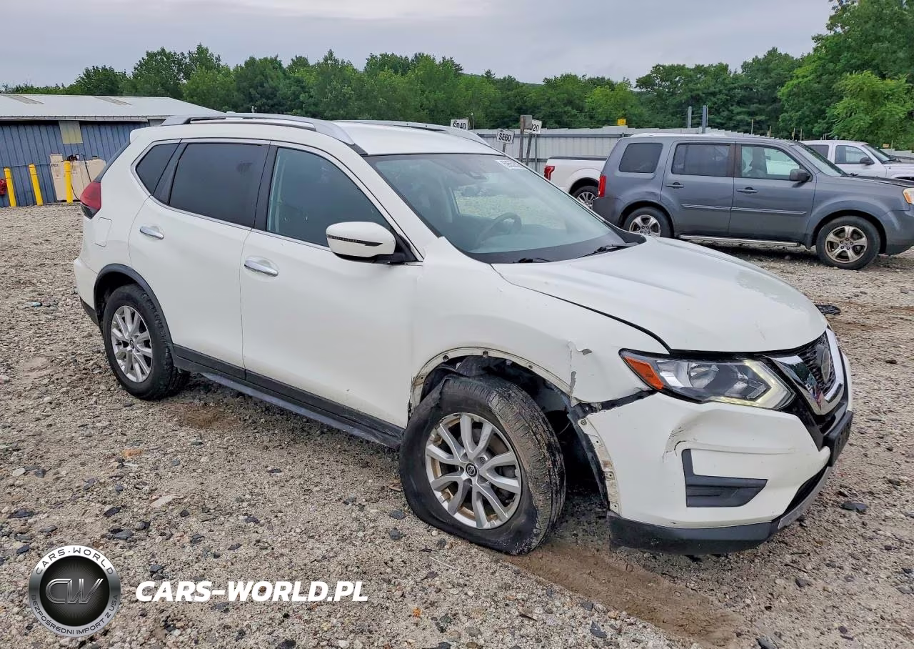 2020 Nissan Rogue S VIN:JN8AT2MV0LW100814 - 4