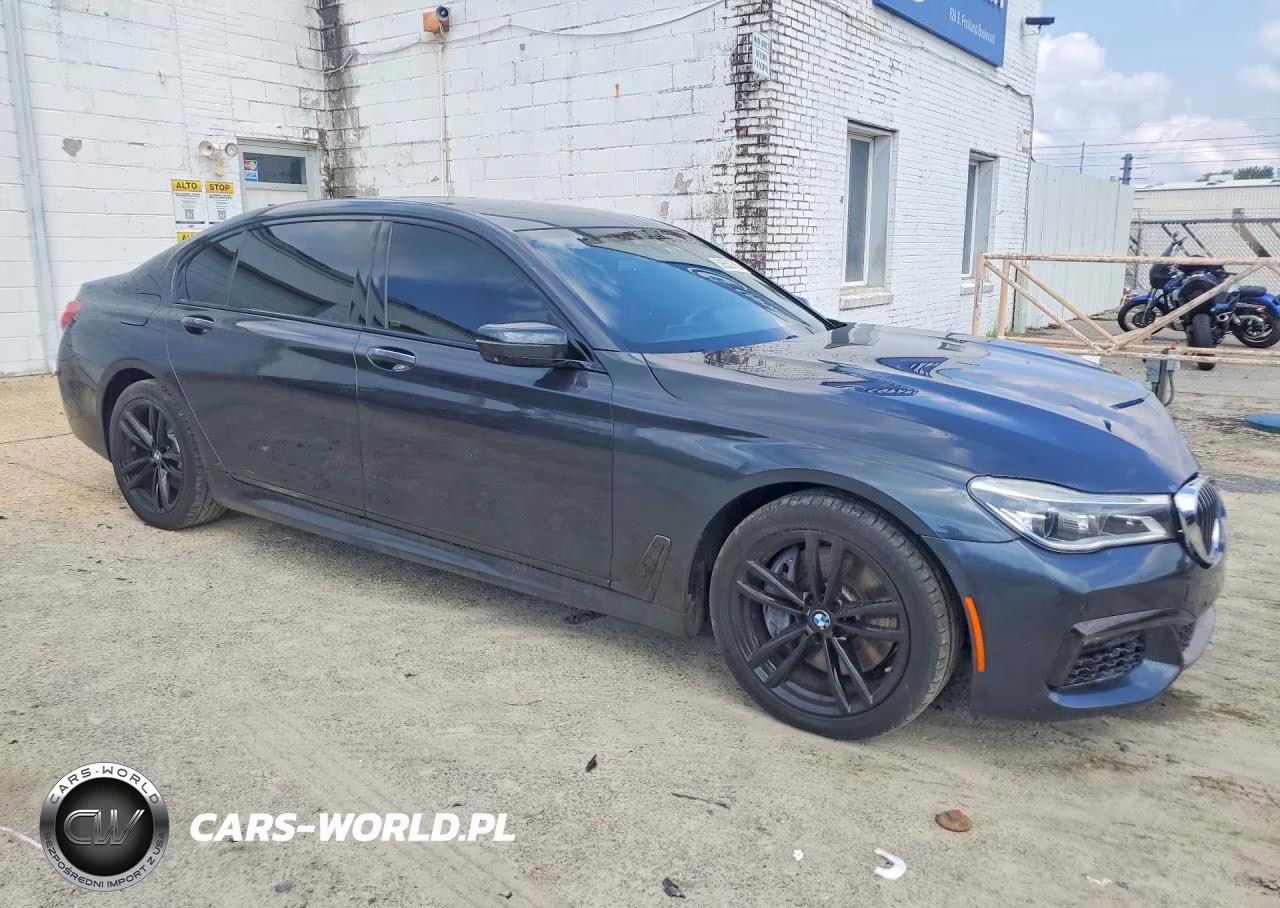 2016 BMW 750 Xi VIN:WBA7F2C53GG420186 - 4