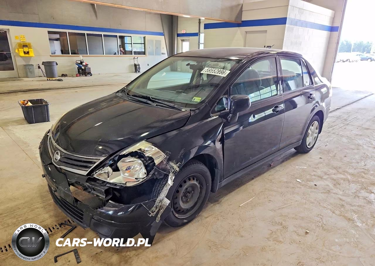 2011 Nissan Versa 1.8 S