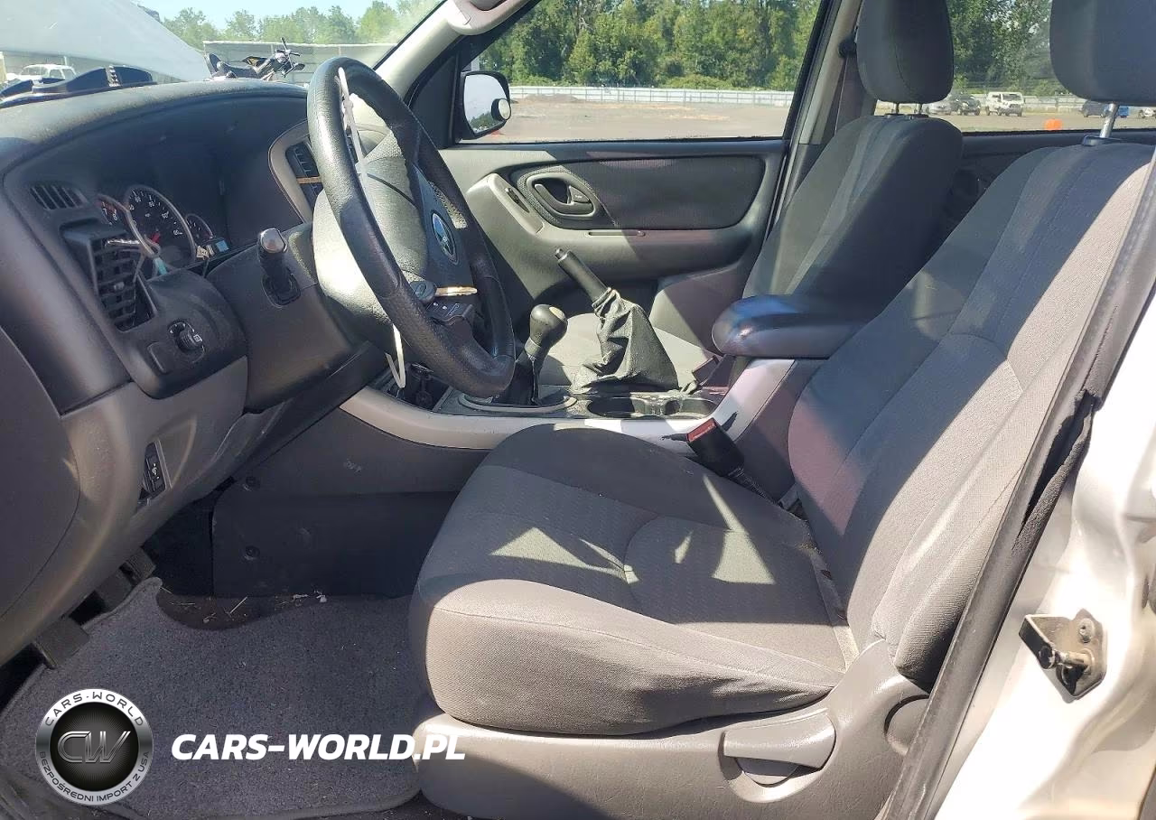 2005 Mazda Tribute I VIN:4F2YZ02Z85KM14708 - 7