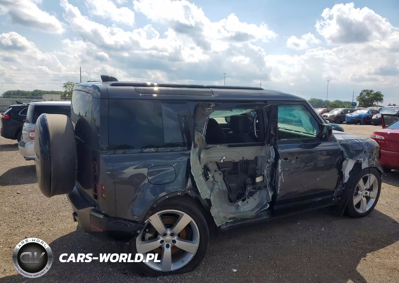 2025 Land Rover Defender 110 X-Dynamic Se VIN:SALE27EU2S2456036 - 3