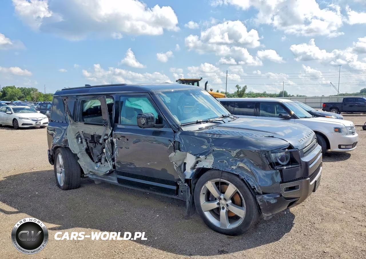 2025 Land Rover Defender 110 X-Dynamic Se VIN:SALE27EU2S2456036 - 4